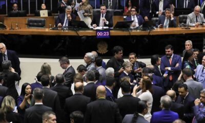 congresso-derruba-veto-a-desoneracao-da-folha-de-17-setores-economicos