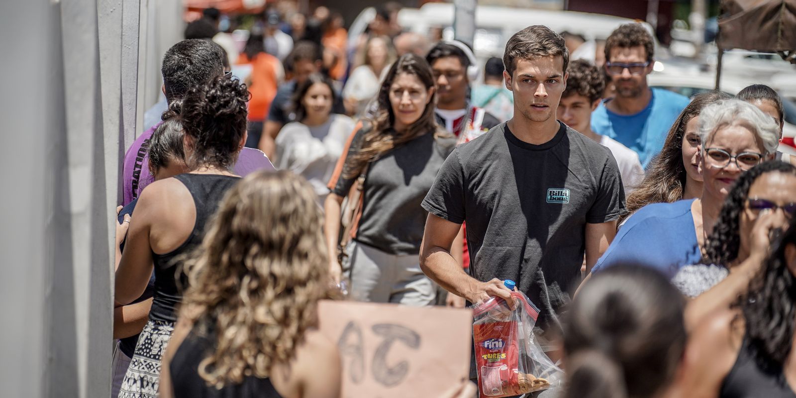 ensino-medio:-pe-de-meia-dara-r$-2-mil-por-ano-a-alunos-de-baixa-renda