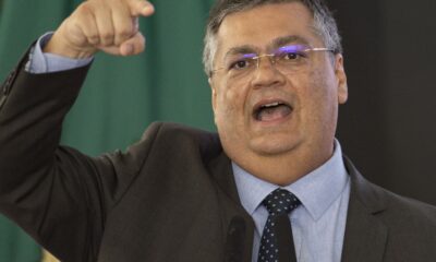 dino-diz-que-nao-ha-interferencia-do-governo-na-policia-federal