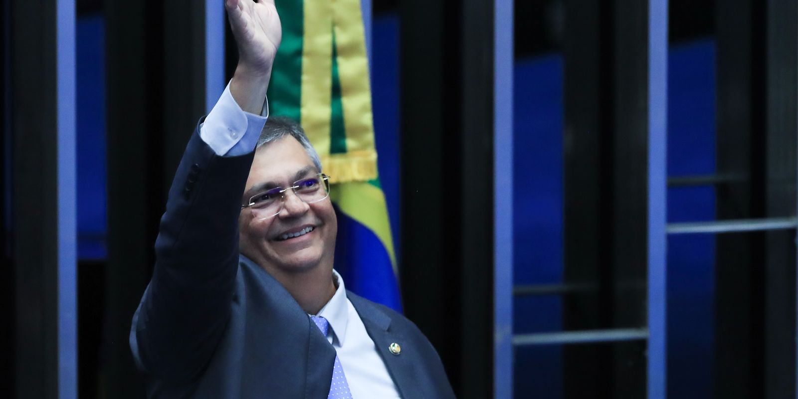 em-despedida-do-senado,-dino-diz-que-agira-pela-harmonia-dos-poderes