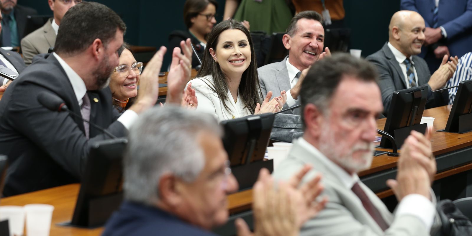 controle-de-19-das-30-comissoes-permanentes-da-camara-estao-definidos