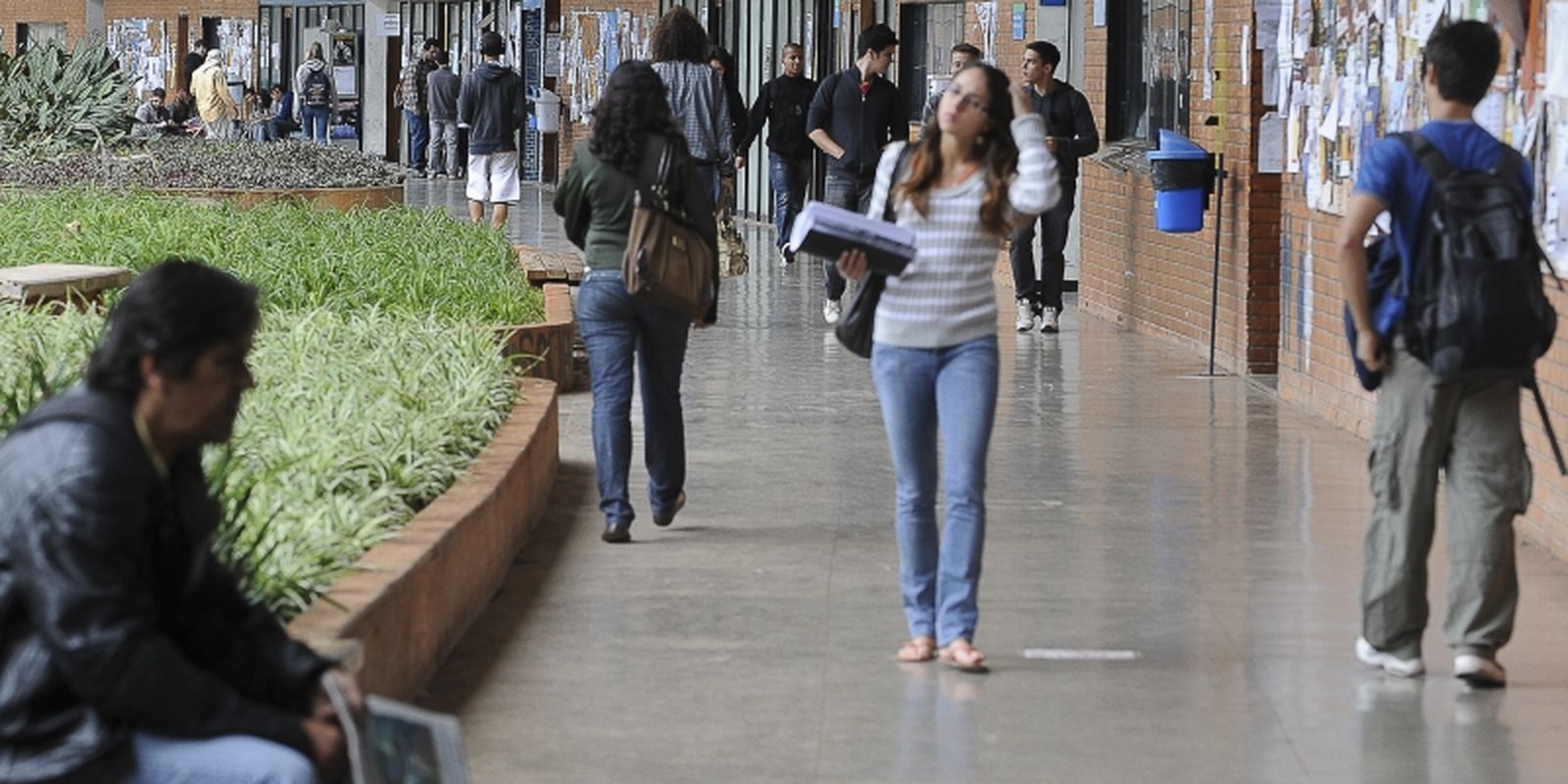 professores-da-unb-aprovam-greve-a-partir-de-15-de-abril