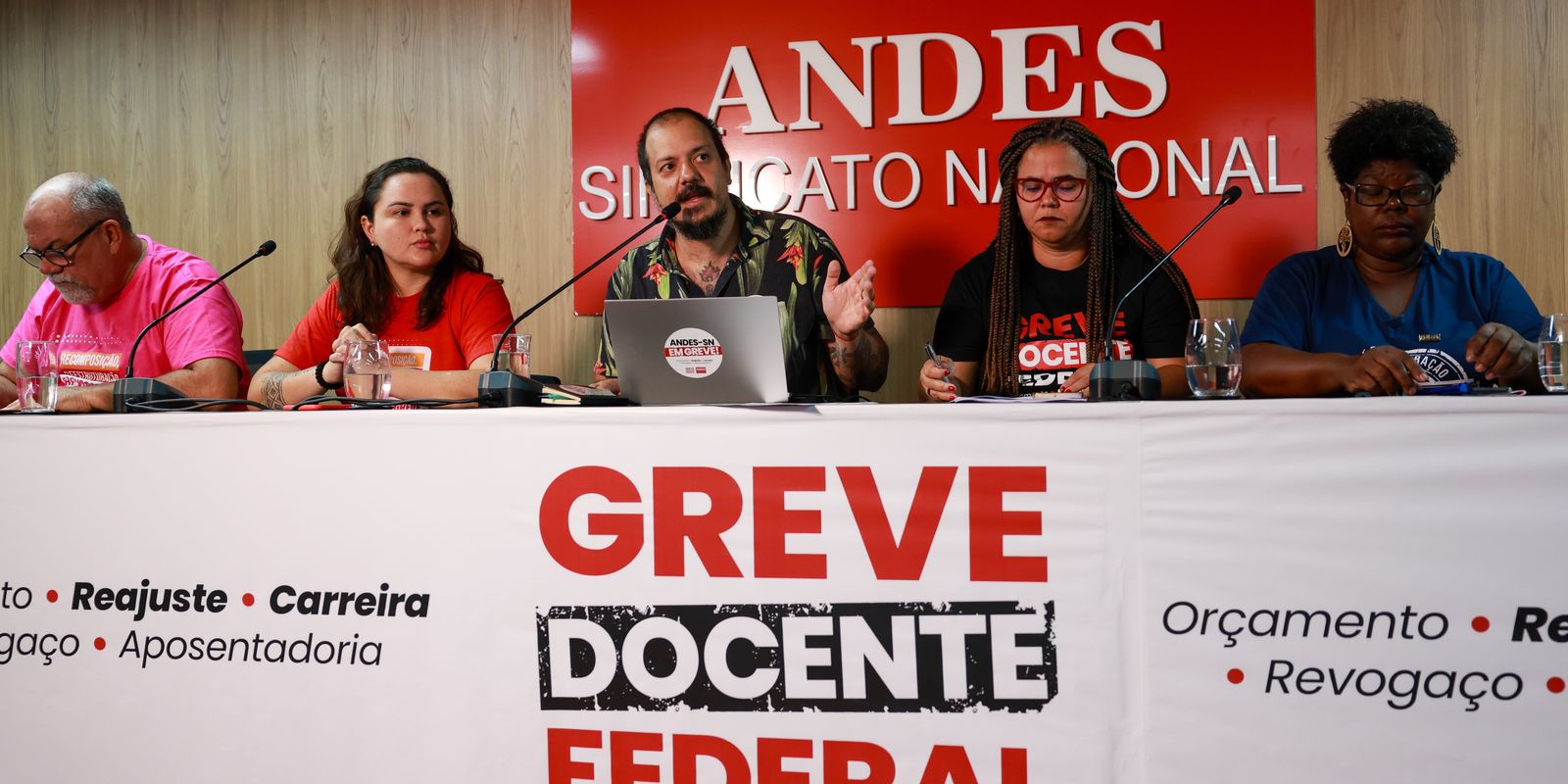 universidades-e-institutos-federais-de-ensino-superior-mantem-greve