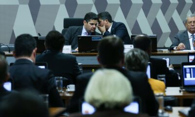 ccj-do-senado-adia-votacao-da-pec-que-altera-regime-juridico-do-bc