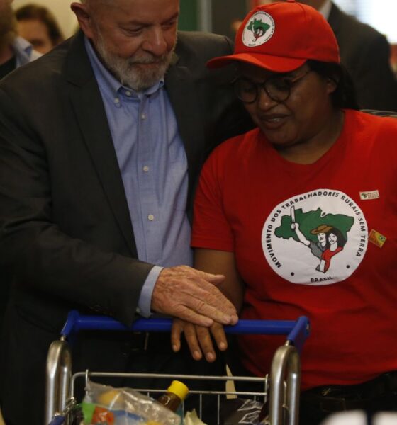 lula-faz-reuniao-com-dezenas-de-movimentos-sociais-em-sao-paulo 