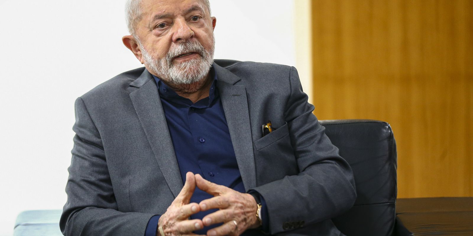 “alguem-que-pratica-assedio-nao-vai-ficar-no-governo”,-diz-lula