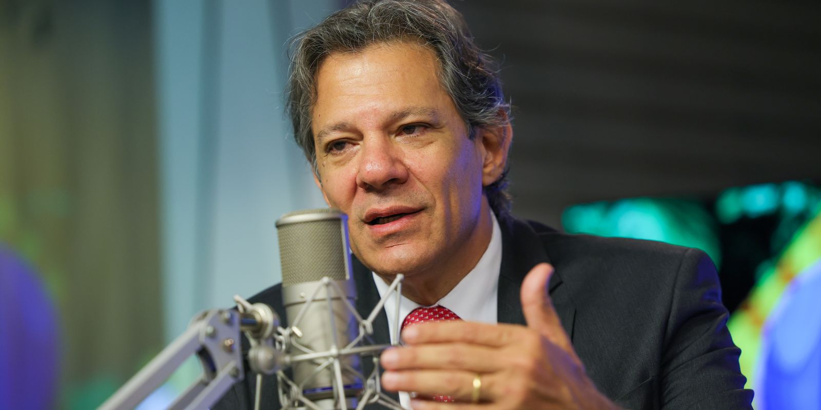 haddad-celebra-reoneracao-da-folha:-“custou-mais-de-r$-200-bilhoes”