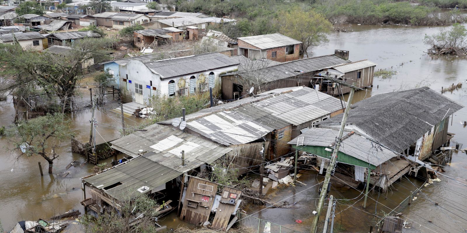 lula-e-eduardo-leite-assinam-acordo-para-reconstrucao-do-rs