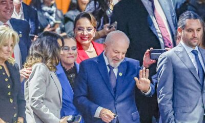 apos-troca-de-aeronave,-lula-retorna-ao-brasil