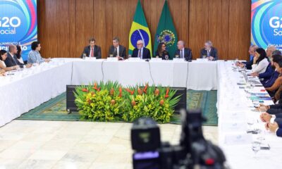 g20:-lula-promete-entregar-propostas-da-sociedade-a-chefes-de-estado