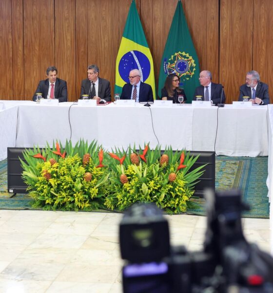 g20:-lula-promete-entregar-propostas-da-sociedade-a-chefes-de-estado