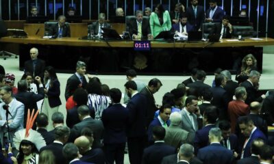 camara-revoga-novo-seguro-dpvat-e-limita-bloqueio-de-emendas