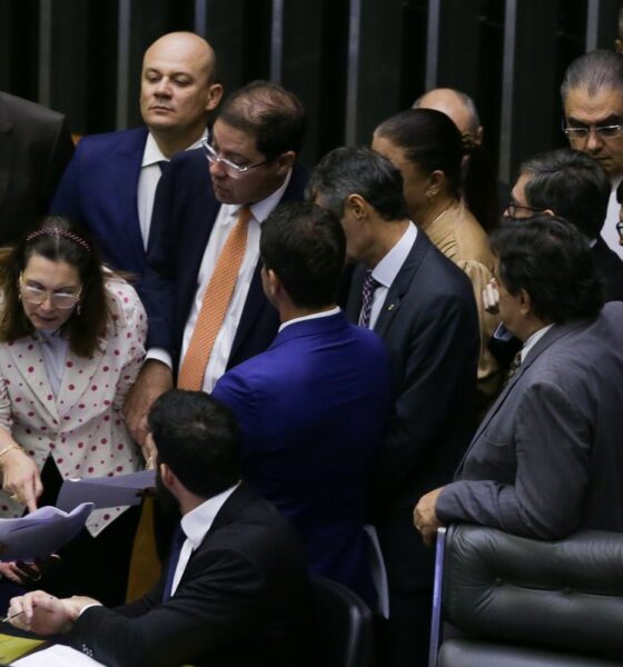 pec-de-corte-de-gastos-e-aprovada-em-dois-turnos-na-camara